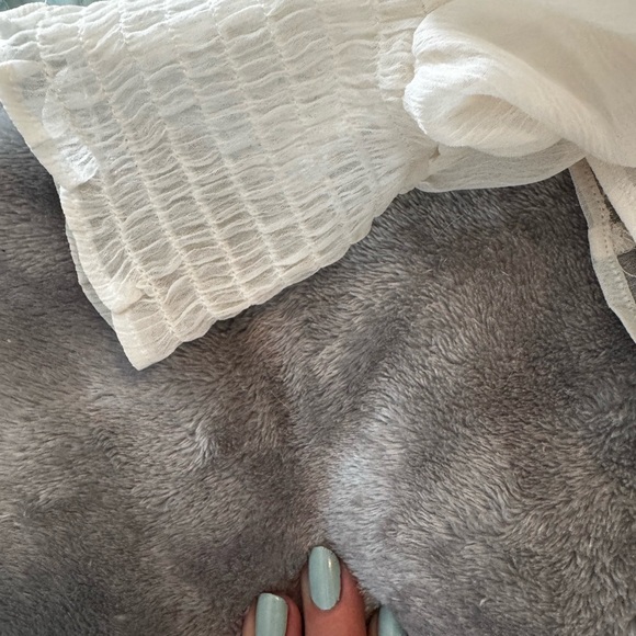 Express Cream Wrap Top - Picture 9 of 10